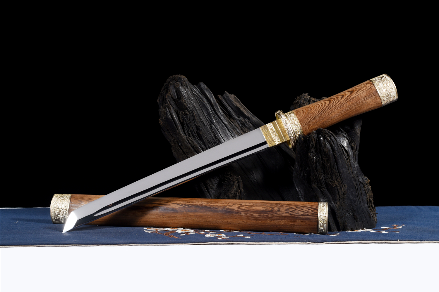 S7镜面草龙短刀》 - 刀剑产品网