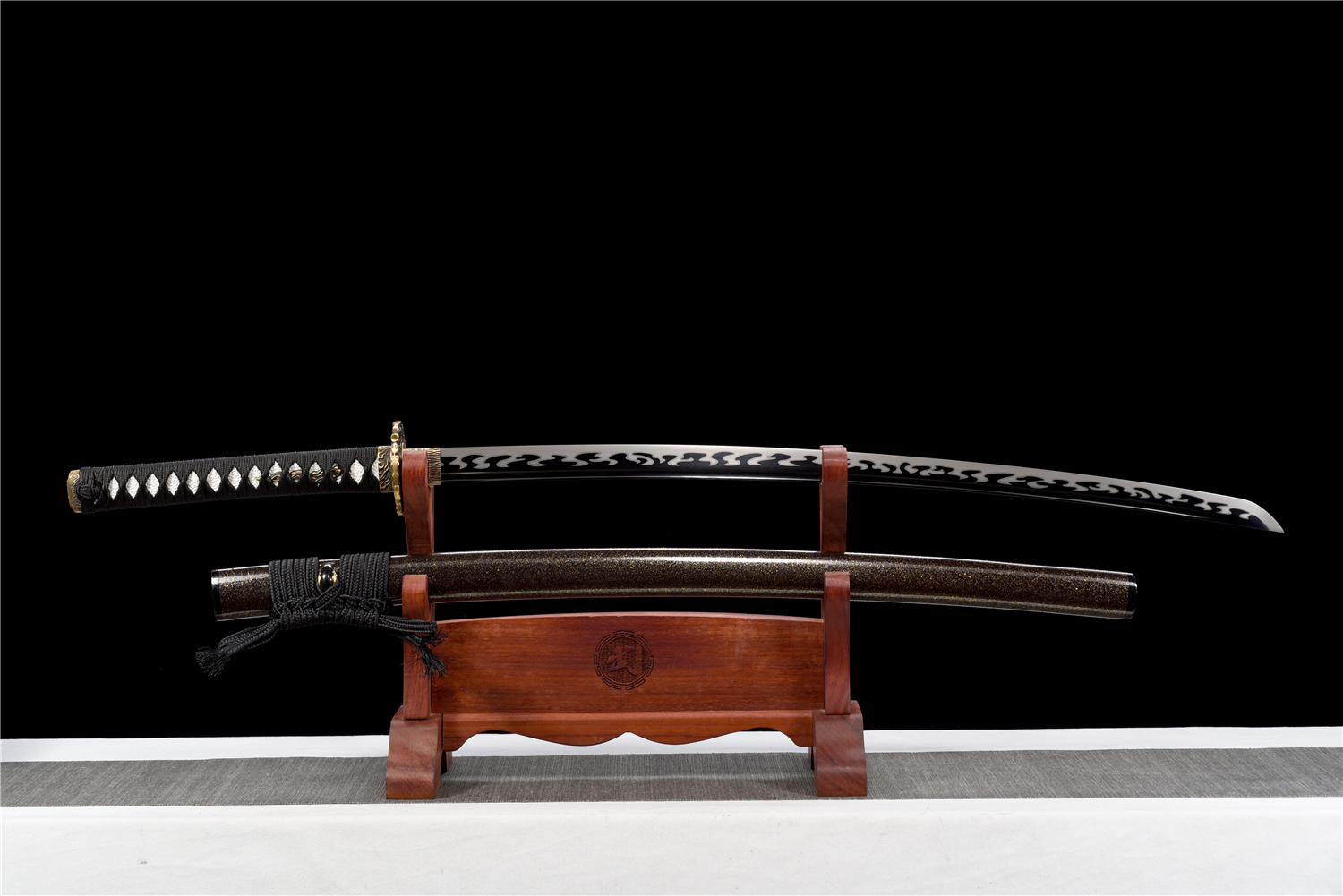 高性能武士刀【黑泽】特价 - 刀剑产品网